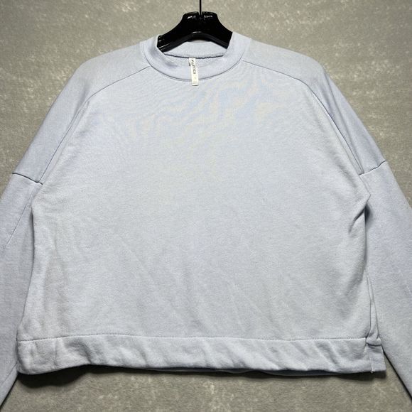 Fabletics Light Blue Crew Neck Long Sleeve Pullover Sweater Women’s Size: S - Picture 2 of 7